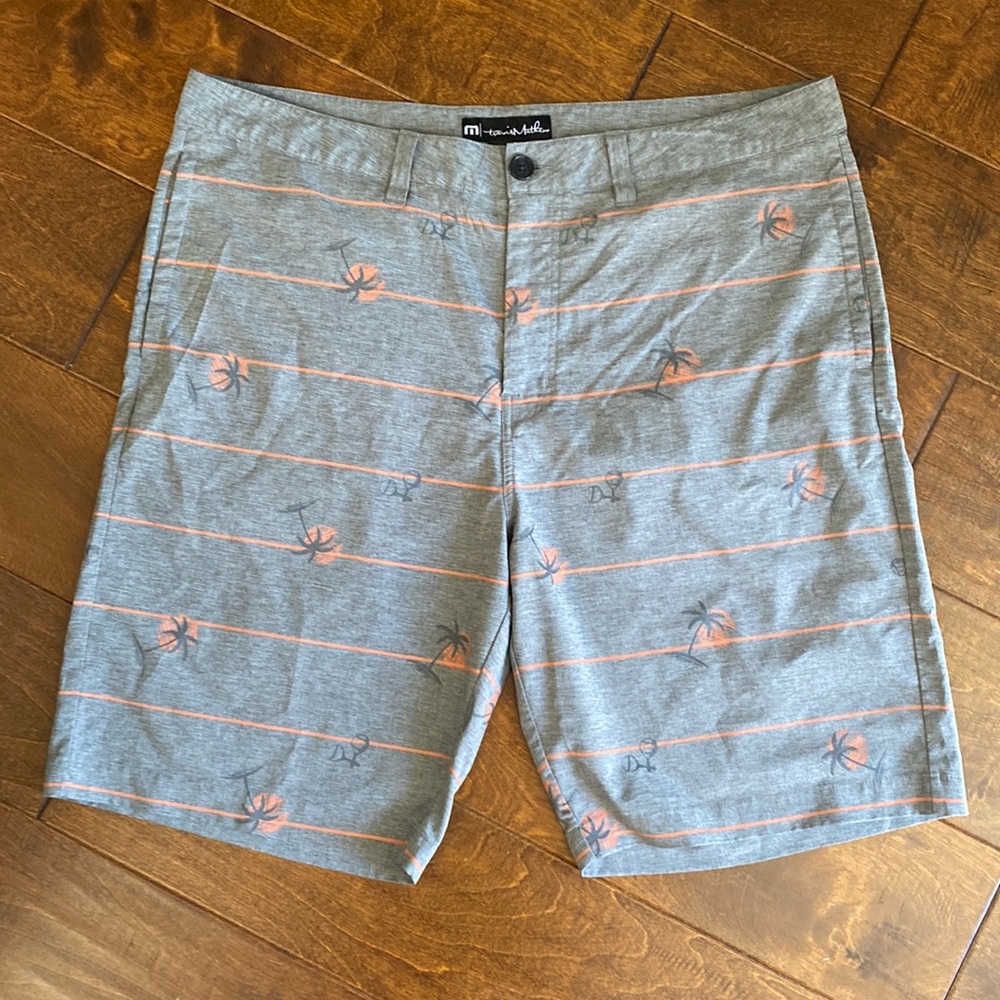 Travis Mathew shorts Waist-38
